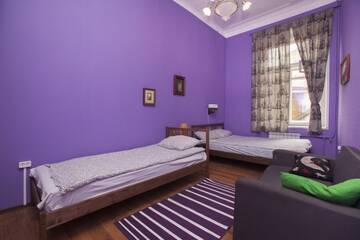 Двухместный номер Эконом c видом на сад в Хостеле Late Breakfast Club Hostel